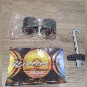 Heelys Replacement Wheels and Tool Set SIZE SMALL
